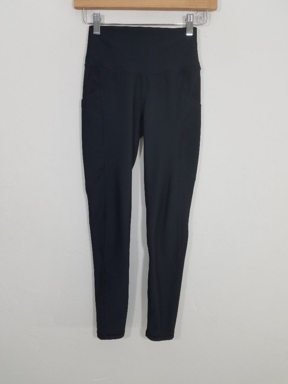 Like New YPB SculptLUX Legging with Side Pockets Black Size XS